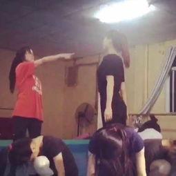 成人舞蹈简单节奏视频播放,轻松掌握成人舞蹈节奏入门技巧